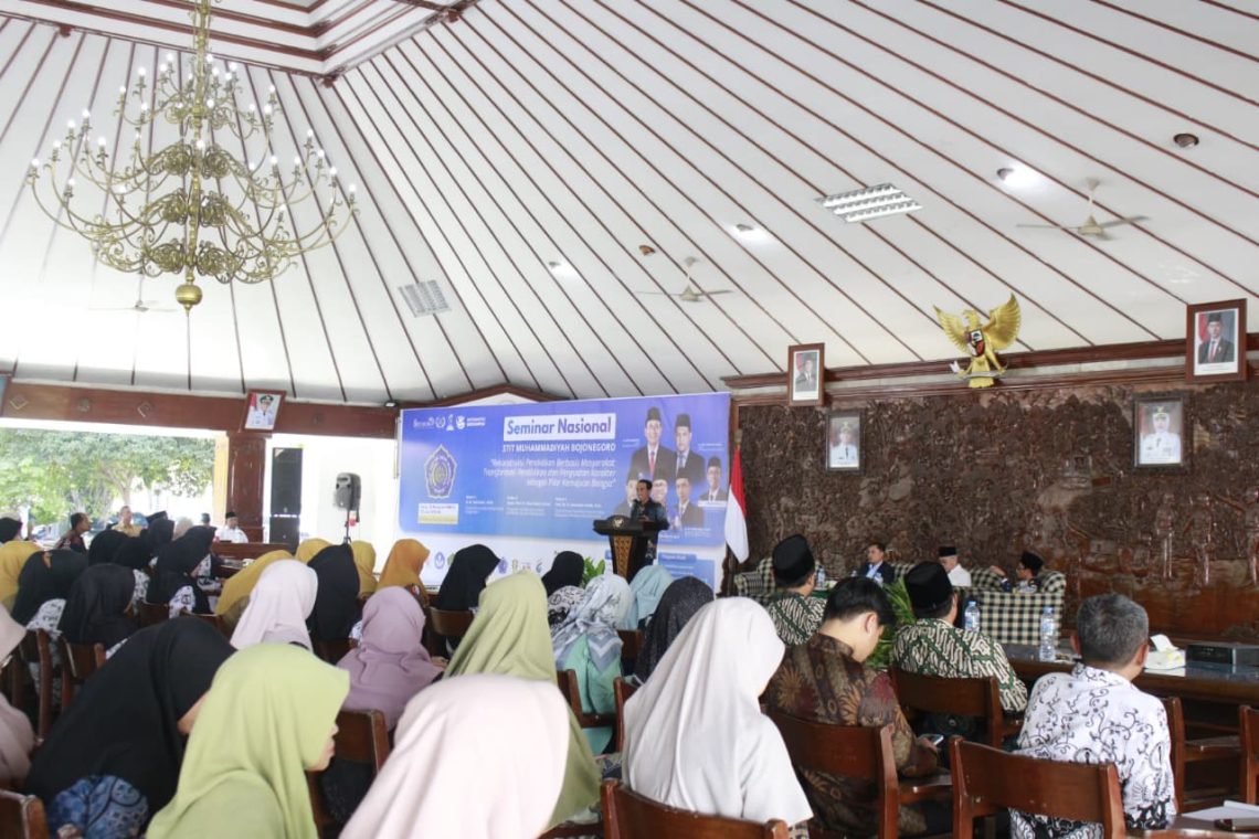 STIT Muhammadiyah Bojonegoro Gelar Seminar Nasional, Tekankan Penguatan Karakter Menuju Indonesia Emas 2045