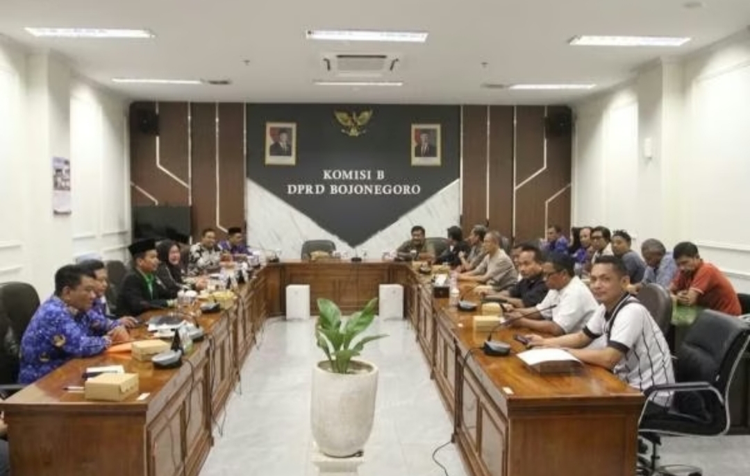 Komisi B DPRD Bojonegoro Desak Pemkab Tuntaskan Relokasi Pedagang Pasar Kota ke TPS Pasar Wisata