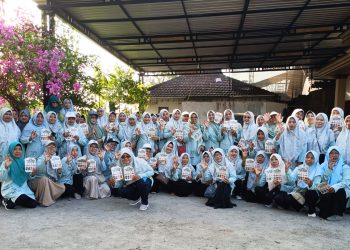 Komunitas MAPAK Kampanyekan Gerakan Pilah Sampah dan Daur Ulang Botol Plastik di CFD Kecamatan Sukosewu