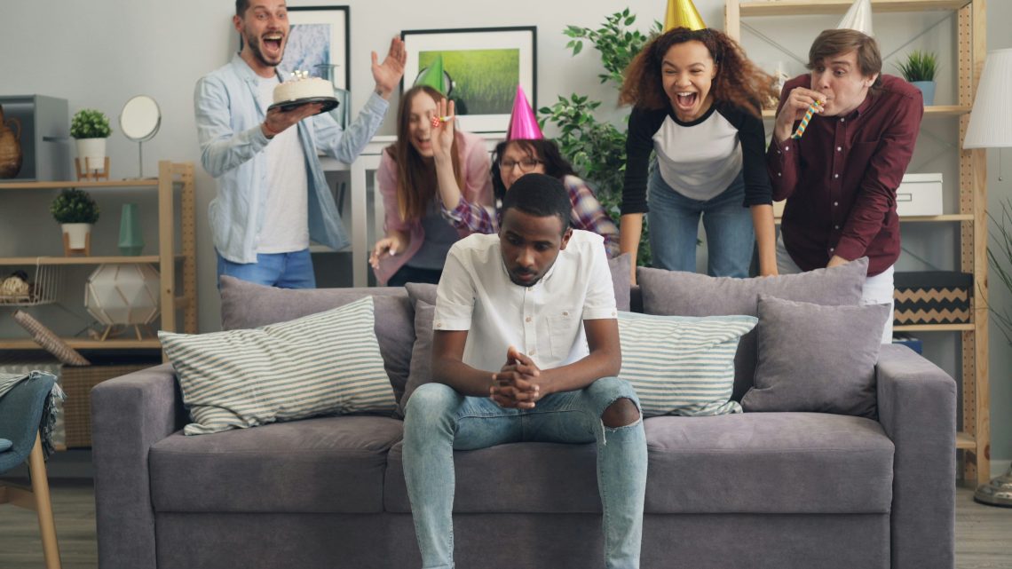 5 Alasan Kenapa Hari Ulang Tahun Laki-Laki Tak Ubahnya Hari-Hari Biasa