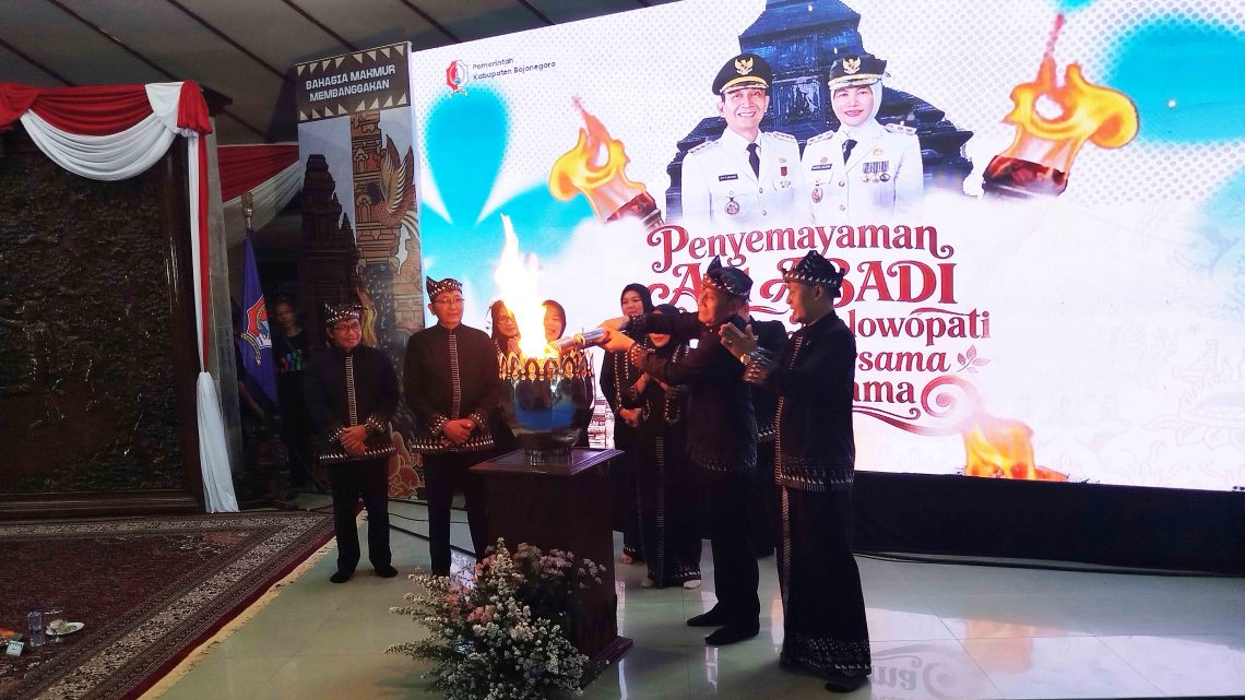 Dari Api Abadi hingga Doa Bersama, Merawat Kebersamaan di HJB 349